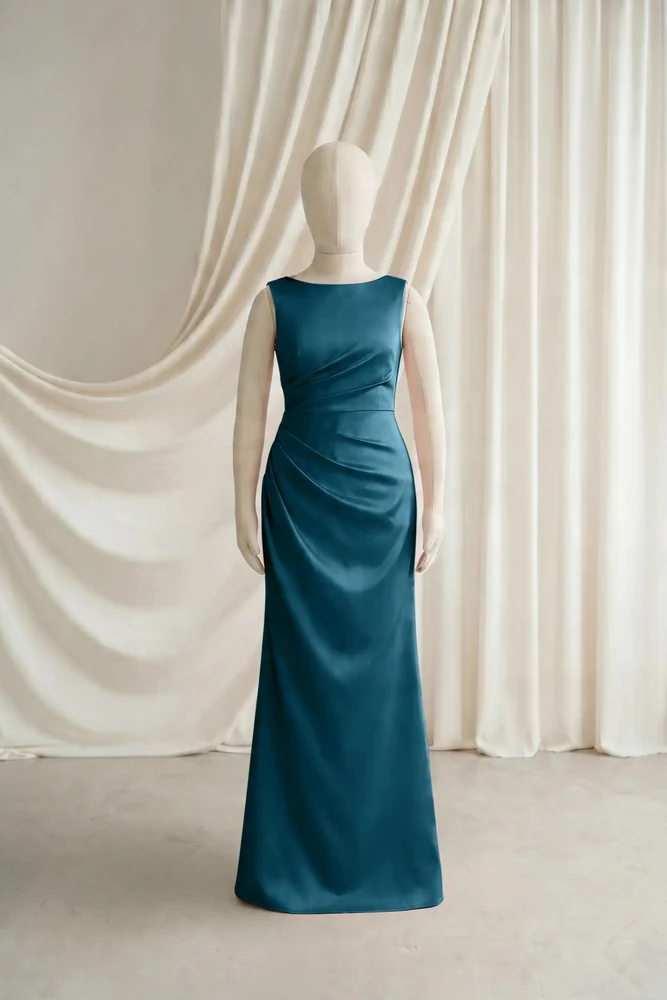nala-emerald-dawn-satin-junior-bridesmaid-dress-thth-front Nala junior bridesmaid dress in Emerald Dawn satin by TH&TH — front